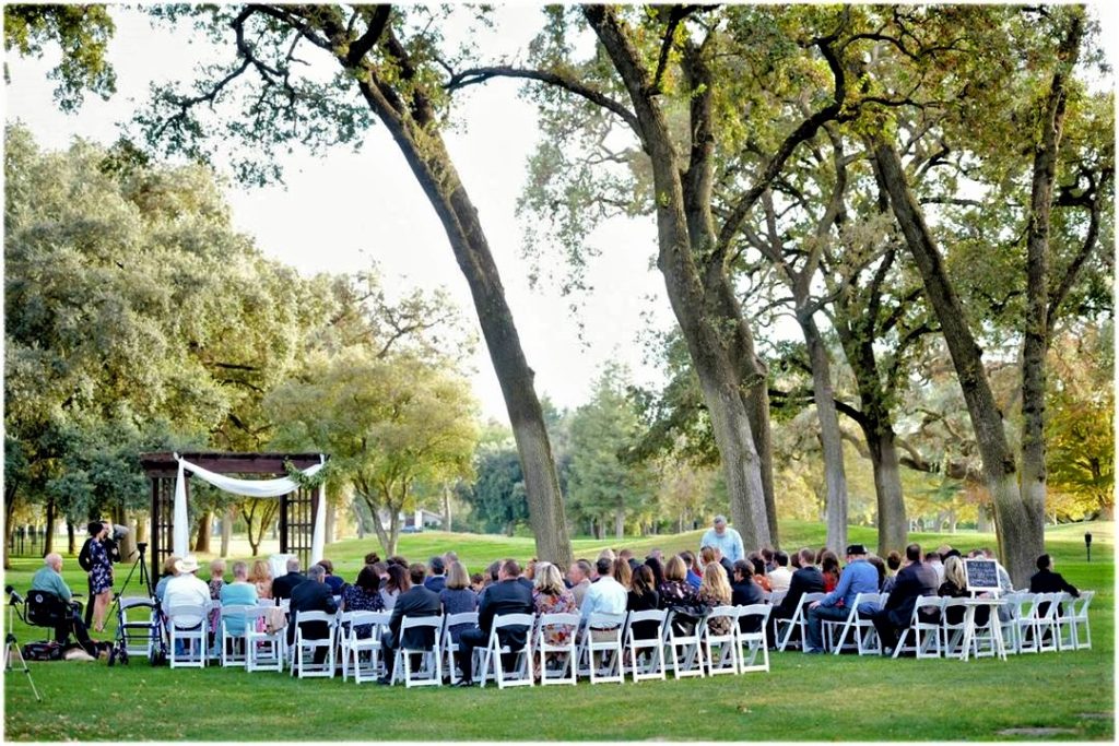 El Macero Country Club Wedding Ceremony set up.