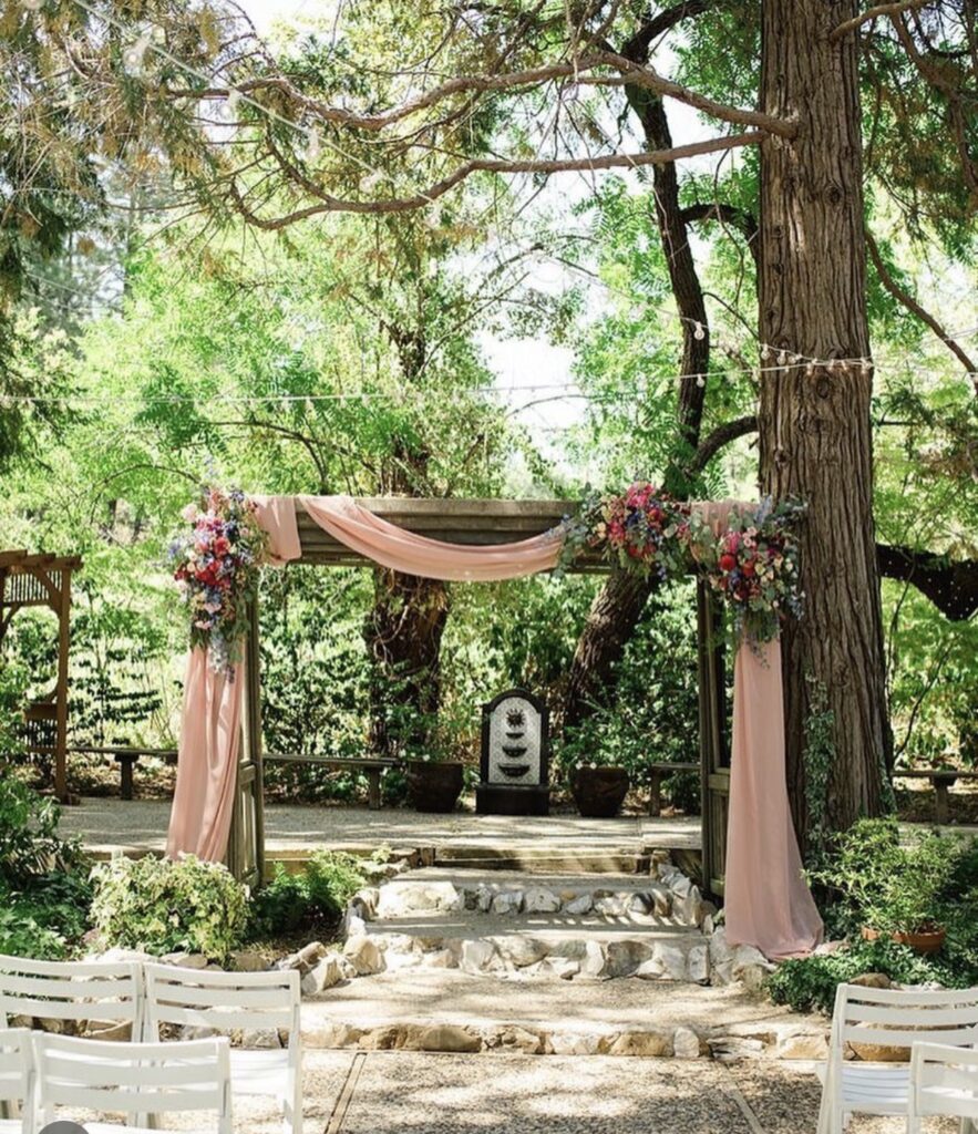Monte Verde Inn Sierra foothills weddings Estate Ceremony altar Peachy