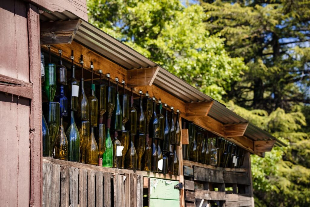 Chateau Daveall Boutique Winery. El Dorado County. The Tasting Room.