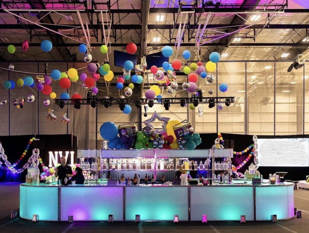 Sacramento Event Co. Luxury furniture rental service based out of Sacramento, CA. Custom bar and hanging balloons