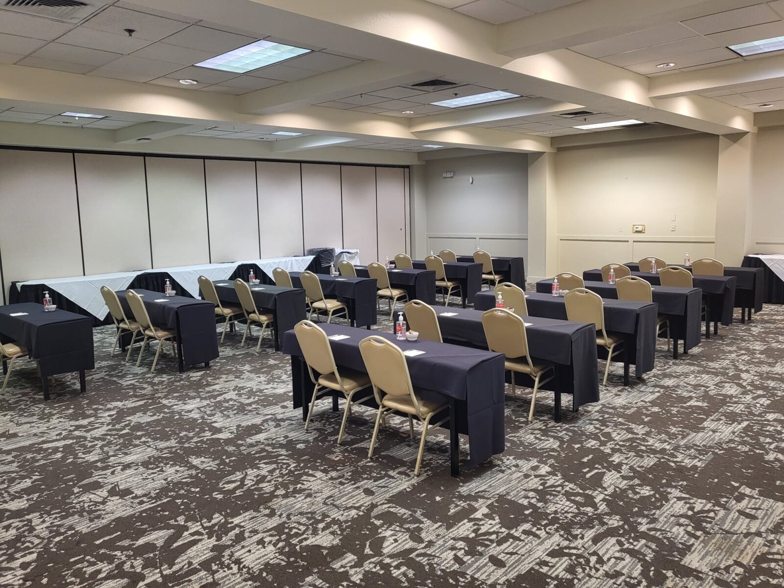 Lake Natoma Inn Sutter Room Conference setup