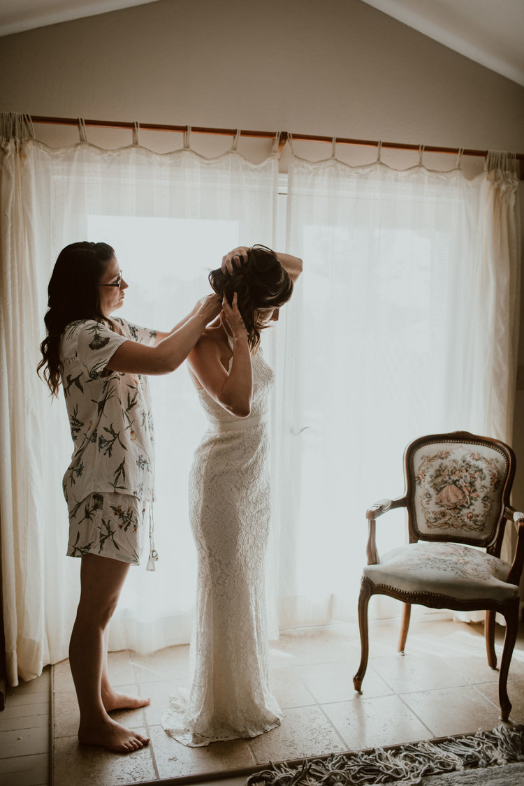 Stoney Creek Ranch, El Dorado County.  Bride getting ready. 