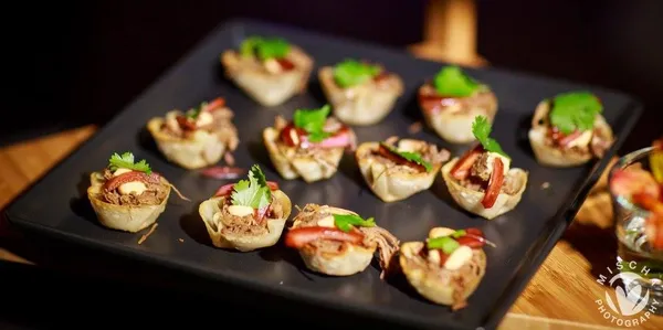 Acoustic Events Caterer: Vixen Verified. Photo by Misch Photography